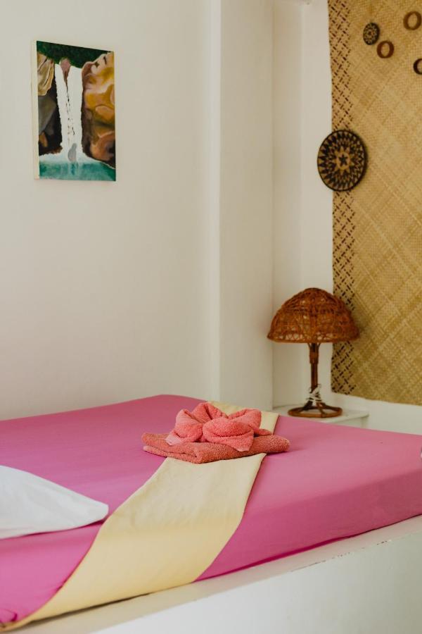 Puerto Galera Hostel ภายนอก รูปภาพ