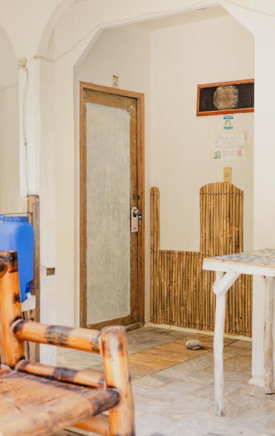 Puerto Galera Hostel ภายนอก รูปภาพ